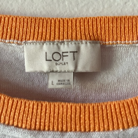 LOFT Side Slit Color Block Tee Size Large - Picture 2 of 4